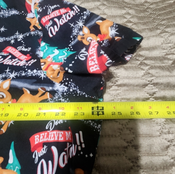 Rudolph the Red Nose Reindeer Scrub Top Sz XL - Picture 4 of 5